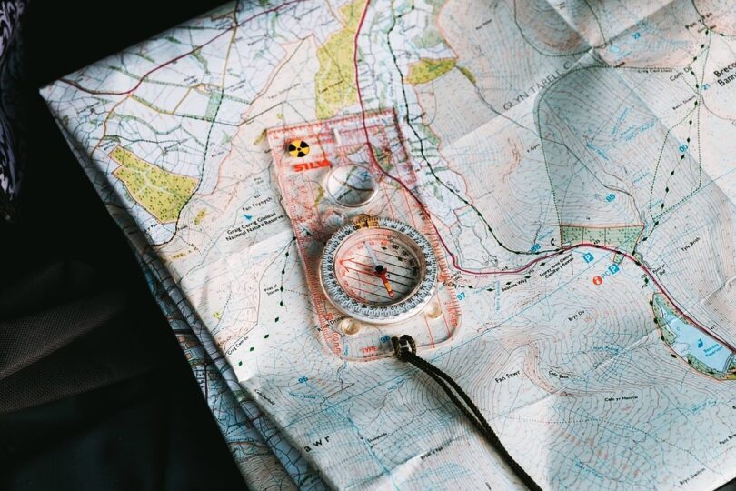 How to Use A Compass Fundamentals of Orienteering