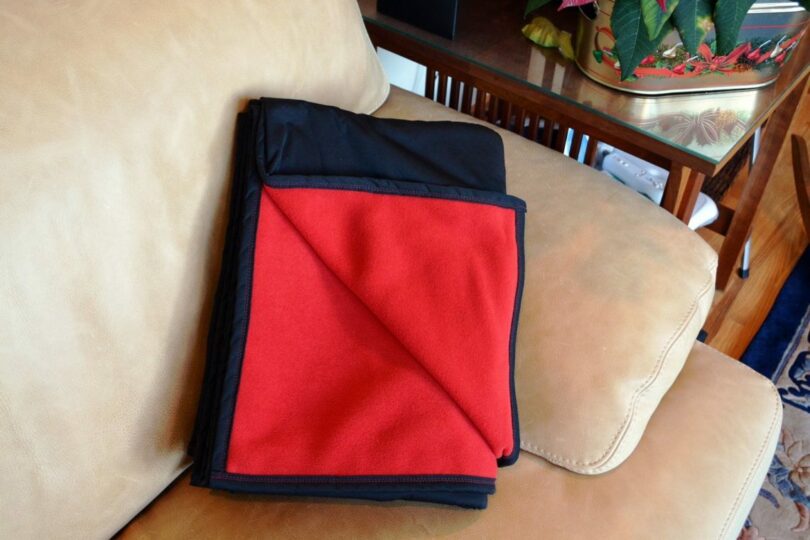 Best Survival Blanket Fleece, Wool And Space Blankets