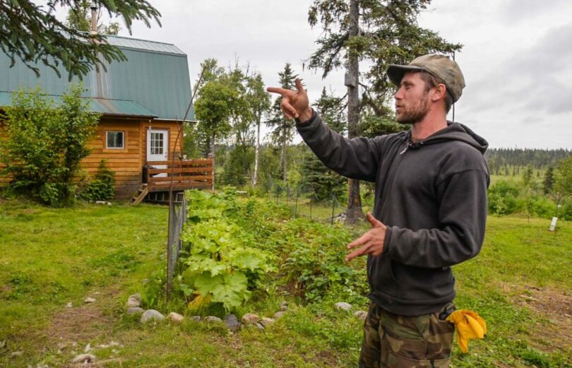 Living Off The Grid in Alaska 10 Tips to Success