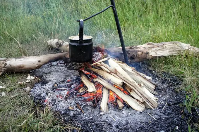 Boiling Water in the Wild