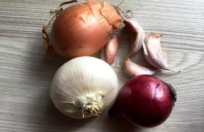 Garlic And Onion