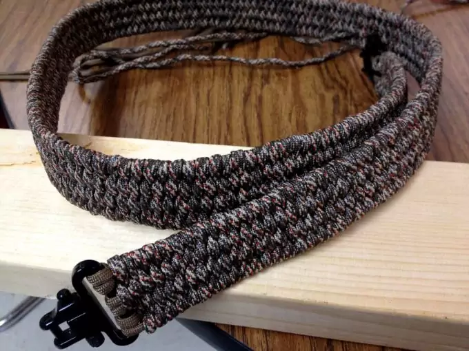 parachute cord braiding