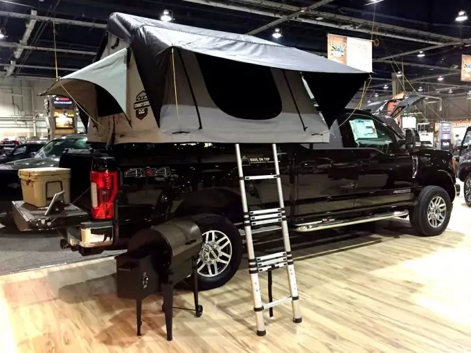 Truck bed tent