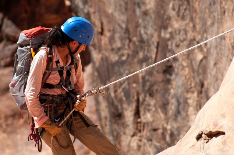 Rock Climbing Knots Instructions from the Experts