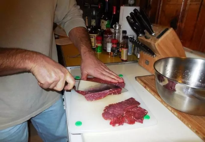 Cutting Meat