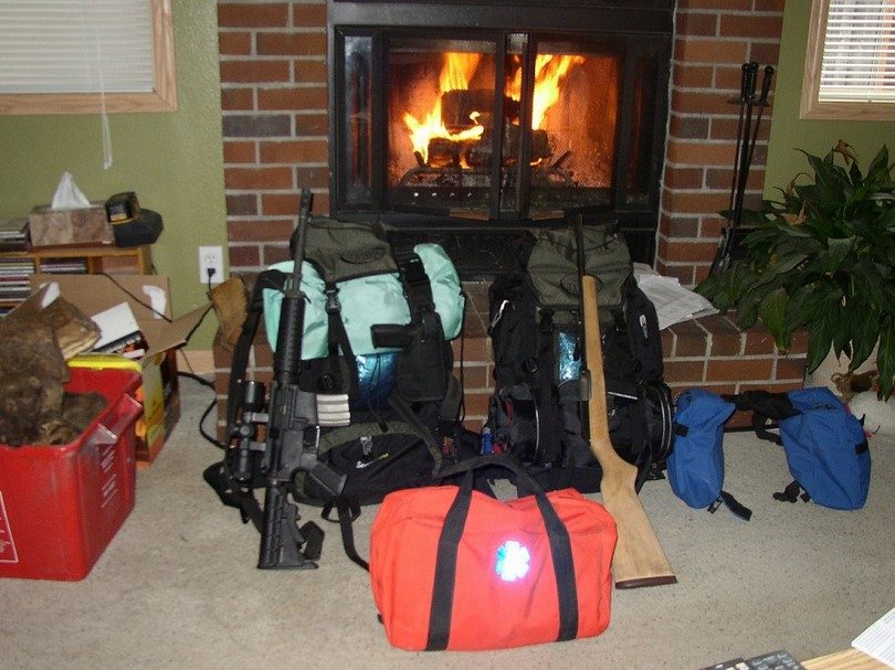 Survival Bug Out Bag: How to Build The Best One