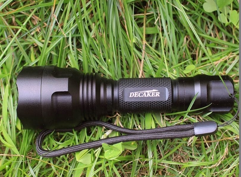 Decaker Professional Grade flashlight