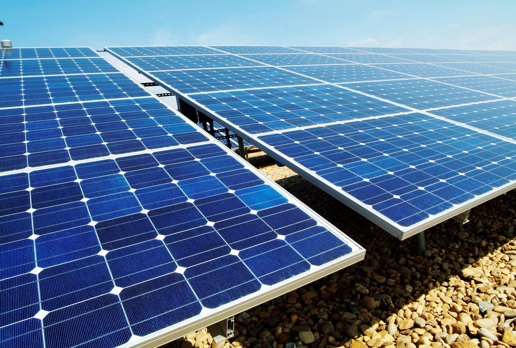 How Does Solar Energy Work Pros And Cons for Sustainable Energy