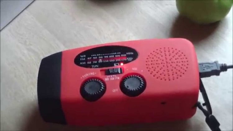 iRonsnow IS-088 Dynamo Emergency Weather radio