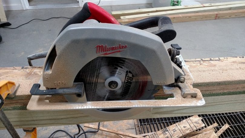 Milwaukee 6470-21 15 Amp 10-Inch Circular Saw