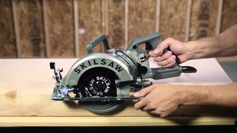 SKILSAW SPT77W-01 15-Amp 7 Inch Aluminum Worm Drive Circular Saw