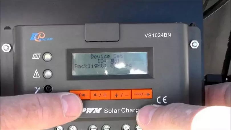 100 Watts 12V Monocrystalline Solar Suitcase