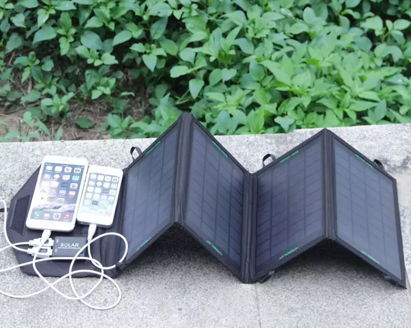 14 Watt 5 Volt Foldable Portable Solar Panel