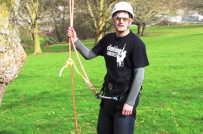 Tree Climbing with a Rope