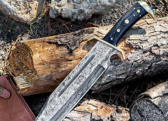 Timber Rattler Western Outlaw Bowie Knife