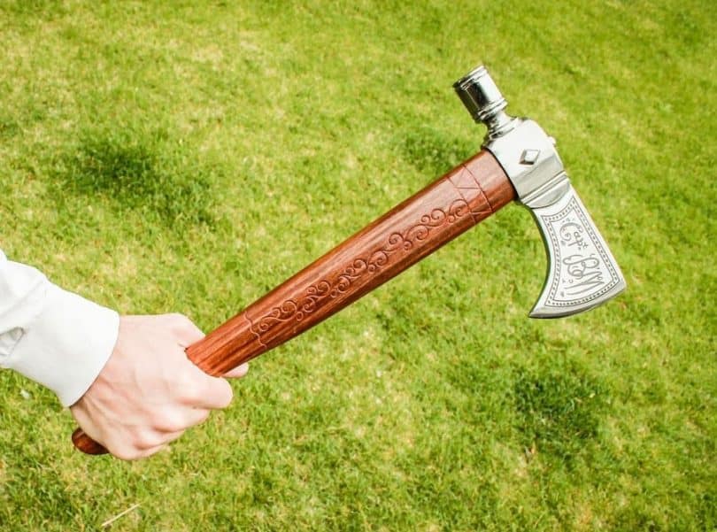 Tomahawk for throwing