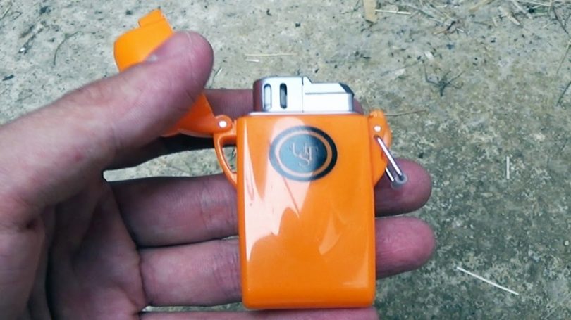 Ultimate Survival Technologies Floating Lighter