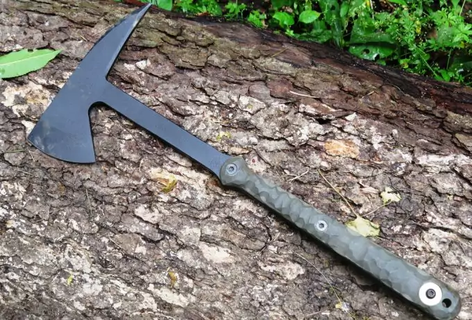 Steel Tomahawk