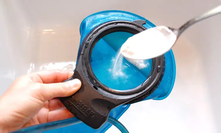 https://survival-mastery.com/wp-content/uploads/2017/04/Camelbak-Soda-Cleaning.jpg