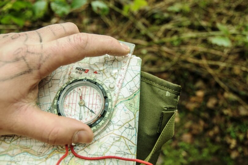 Navigating with Compass