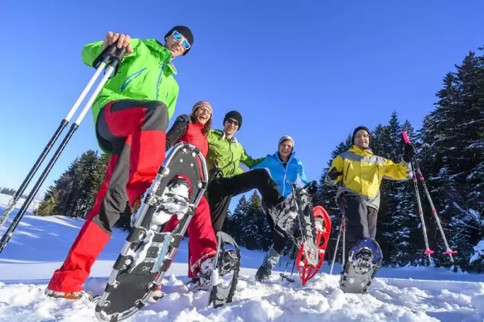 Snowshoes Crampons