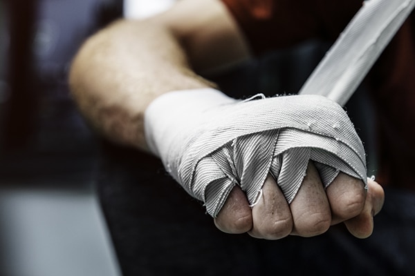 Wrapping hand for martial arts